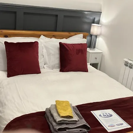 Lisheen Guest house *
